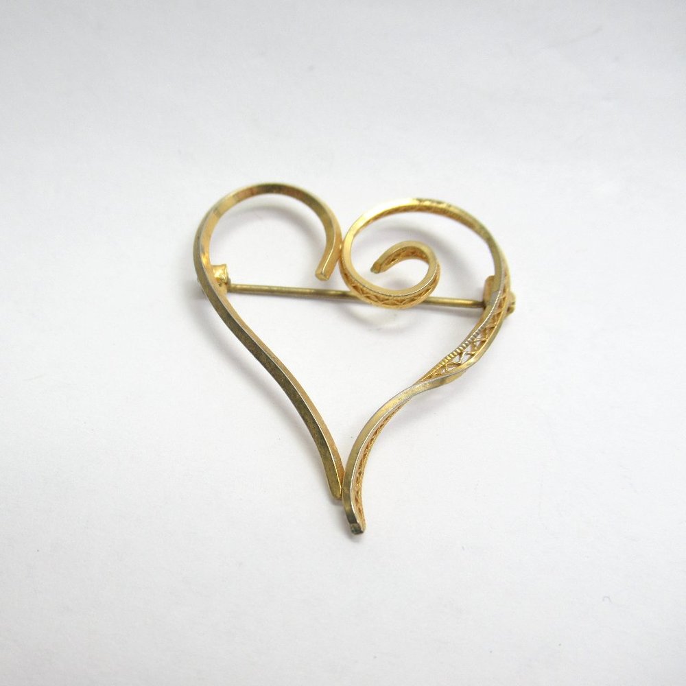 Vintage Heart brooch